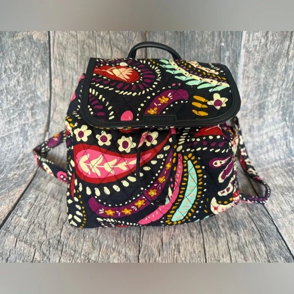 Vera Bradley small patterned backpack, excellent unused condition - Picture 2 of 10